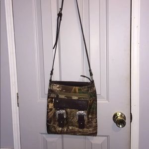 Realtree camo shoulder bag